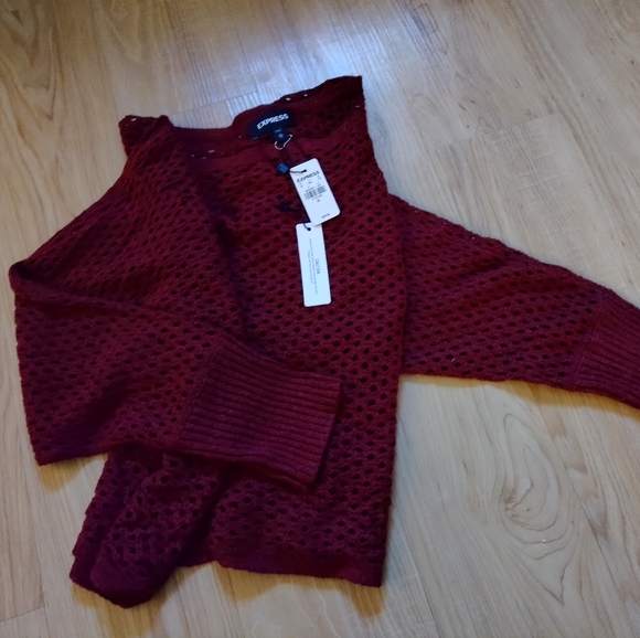 Express Sweaters - NWT Express Dolman Cropped Sweater
